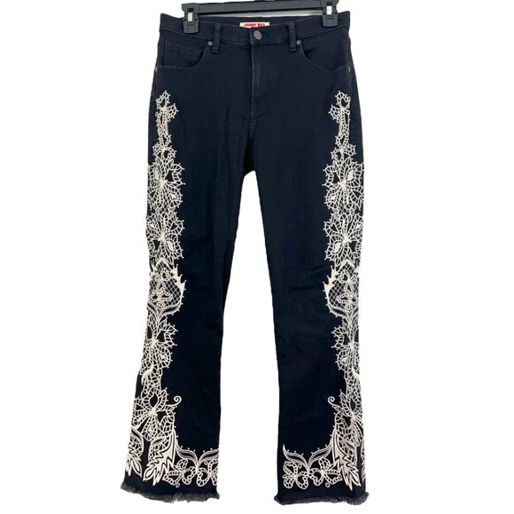 Johnny Was Laurena Embroidered Cropped Baby Boot Jeans Black 25 Pre-Loved - Picture 1 of 5